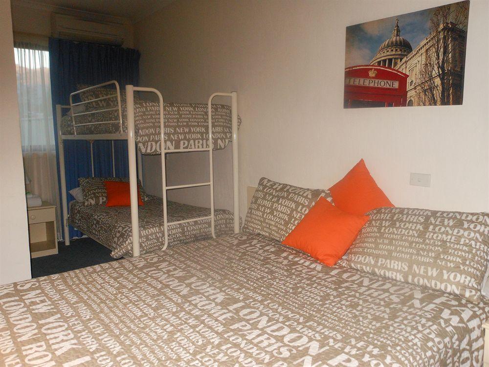 Bogong Moth Motel Маунт Бюти Екстериор снимка