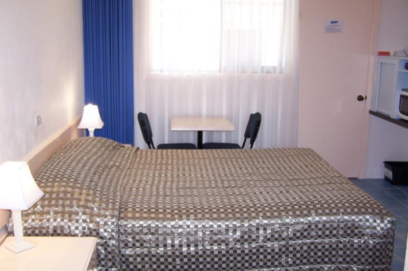 Bogong Moth Motel Маунт Бюти Екстериор снимка