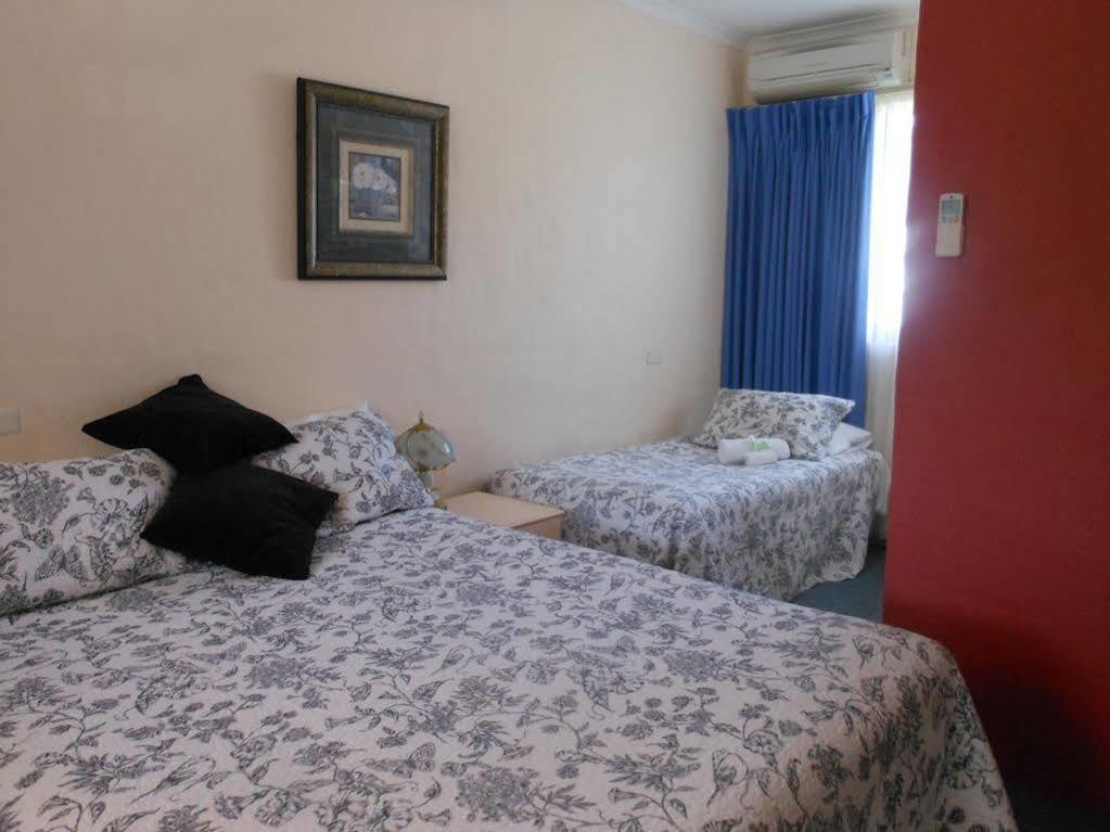Bogong Moth Motel Маунт Бюти Екстериор снимка