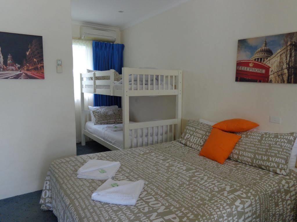 Bogong Moth Motel Маунт Бюти Екстериор снимка