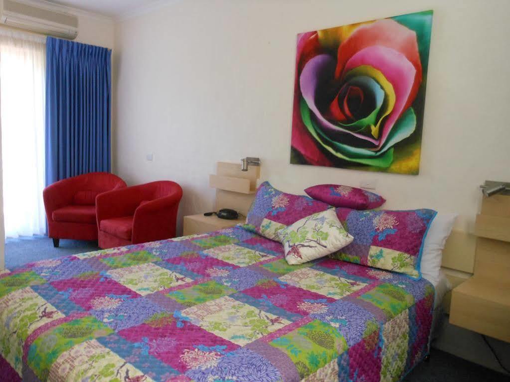 Bogong Moth Motel Маунт Бюти Екстериор снимка